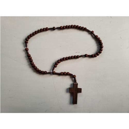 Rosario de madera de olivo con crucifijo