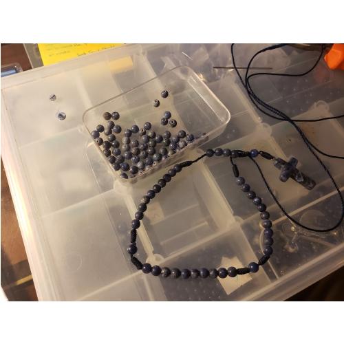 Accesorios para la creación de rosarios