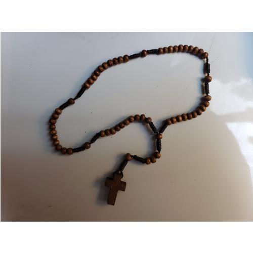 Rosario de madera de olivo con cruz