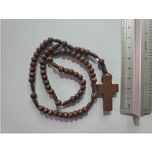 Rosario de madera con cruz