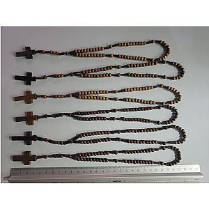 Rosario de madera con cruz
