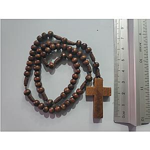 Rosario de madera con cruz